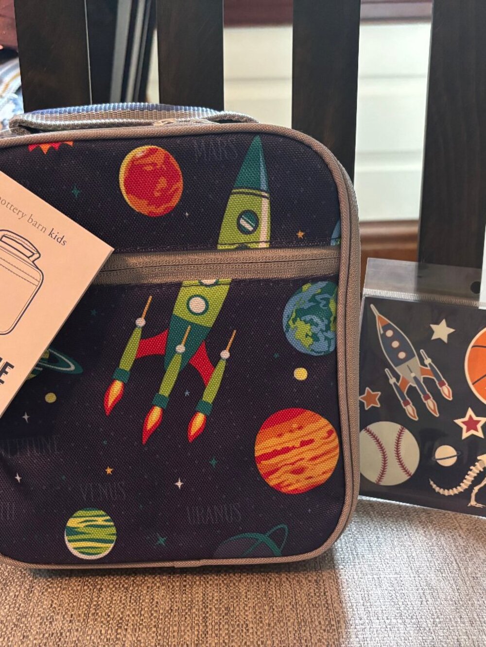 NWT Pottery Barn School Kids LUNCHBOX + Sticker Space Planet SET New boy girl - Picture 2 of 3